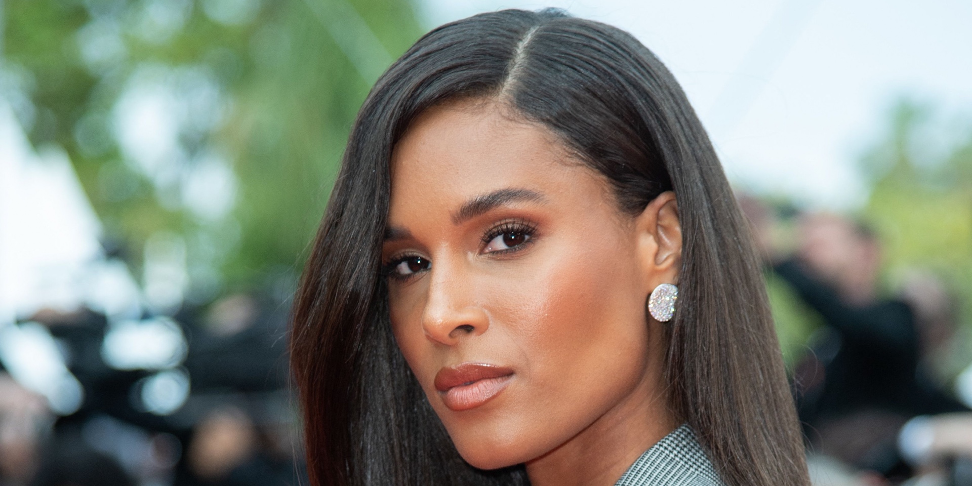 Cindy Bruna partners with Aubade